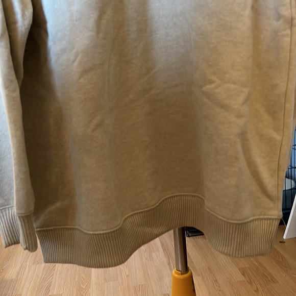 Fleece - Picture 4 of 4